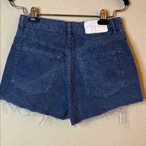 Pacing Corduroy Vintage High Rise Women’s Shorts
Size 27